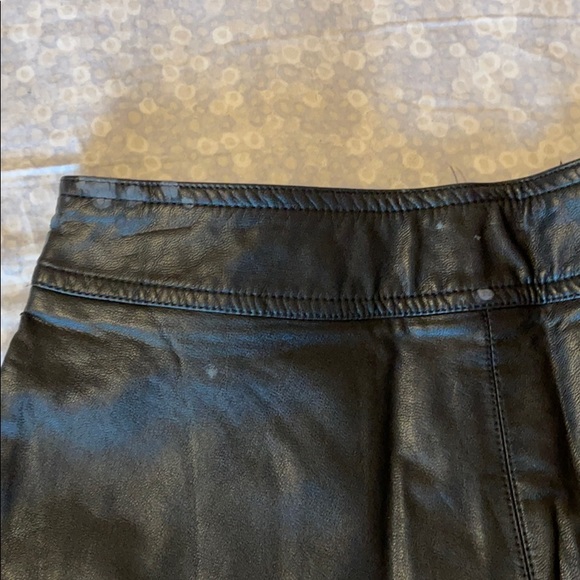 Vegan leather skirt - Picture 4 of 4